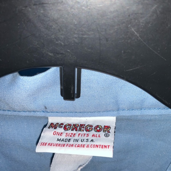 Robe - Picture 2 of 3